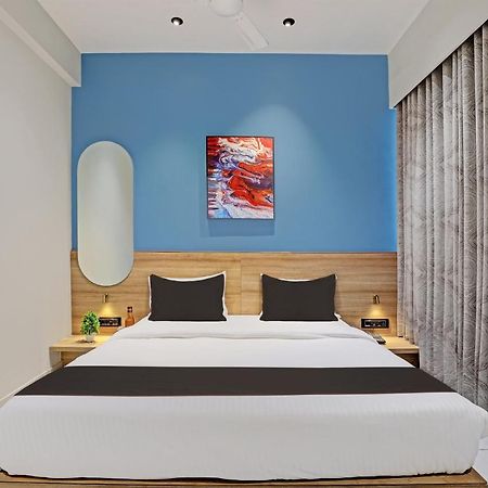 Hotel Lee Platinum Ahmedabad Ngoại thất bức ảnh